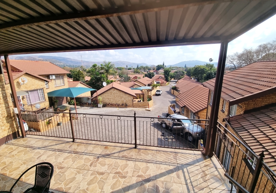 3 Bedroom Property for Sale in Safari Gardens North West